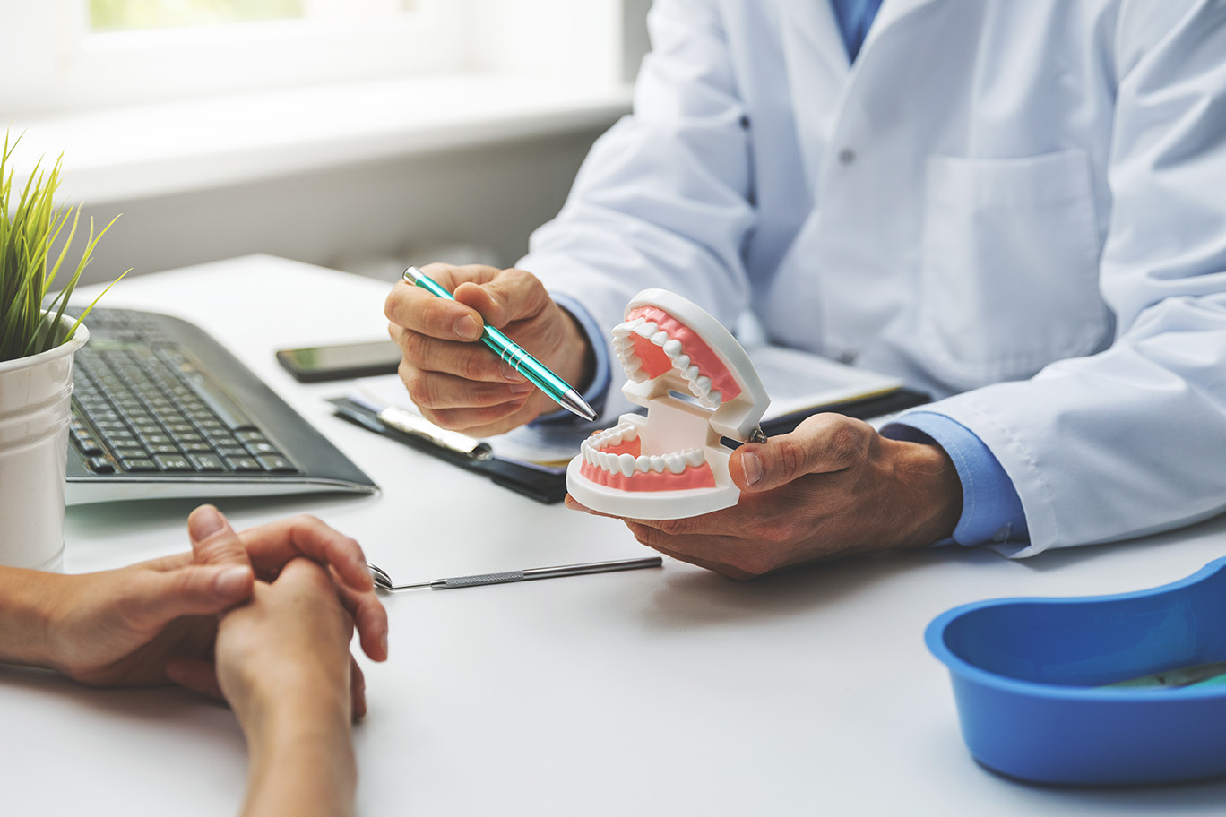 Cosmetic Dental Office 28117